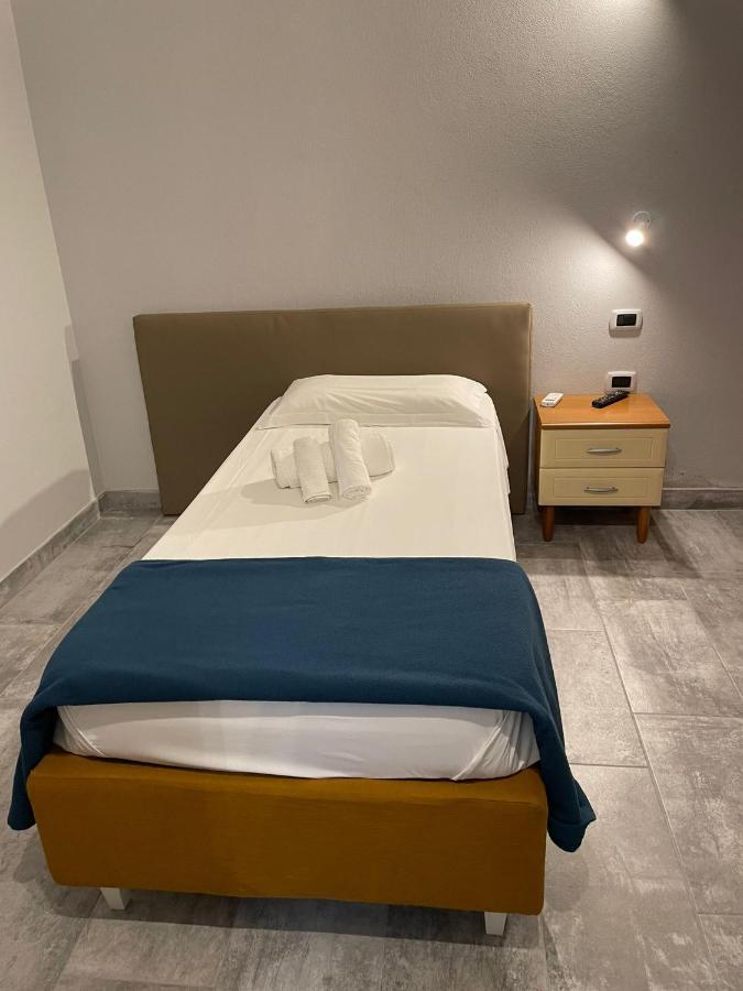 Casa Camere Pistis 阿塞米尼 外观 照片